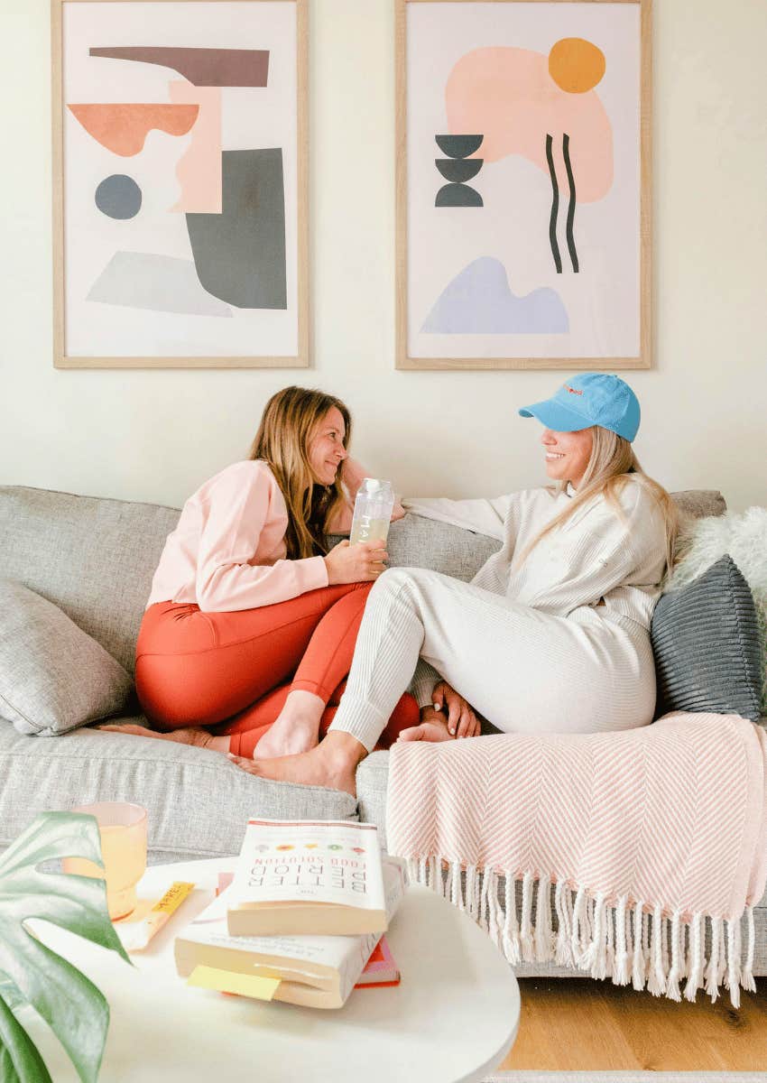 emotionally intelligent friends sitting close and talking
