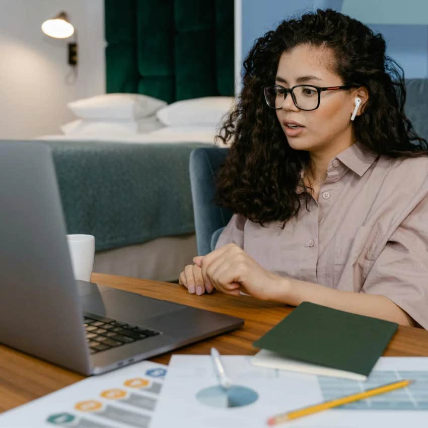gen z woman who wants more money