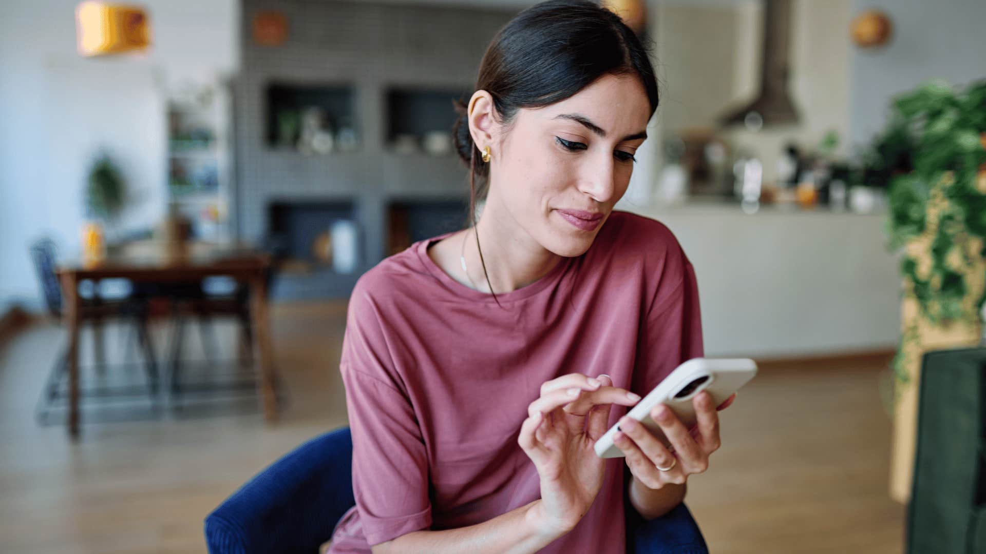 woman seeking validation on social media
