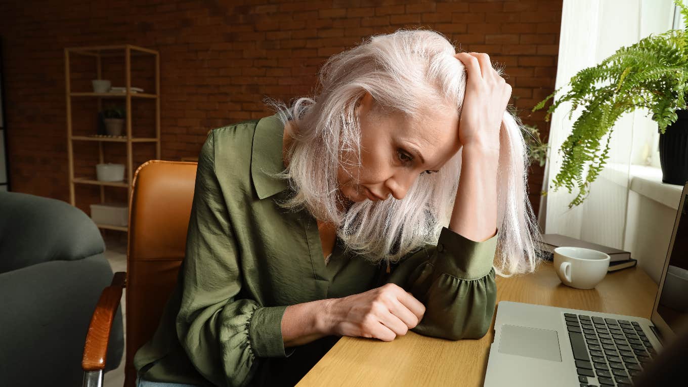 woman whose personality makes her more susceptible to work stress