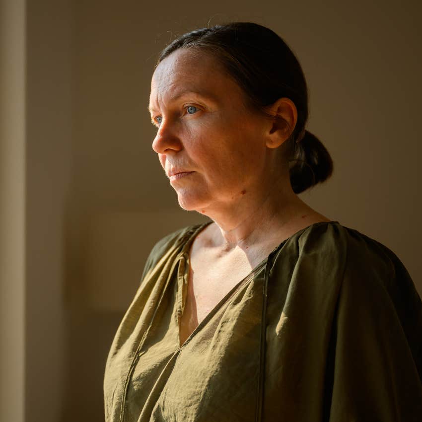 woman who doesn't trust tells people she doesn't like talking about herself
