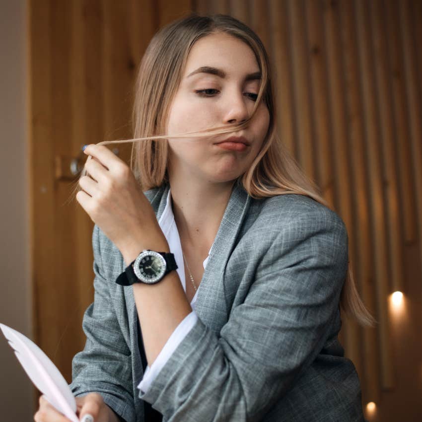 Gen Z woman who can't handle figuring out what to do when she's bored
