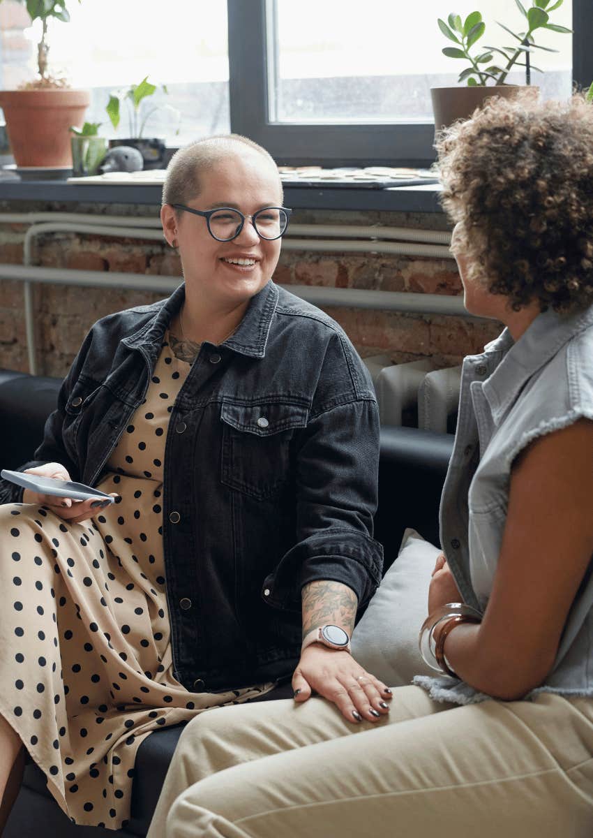 woman comforting her venting friend