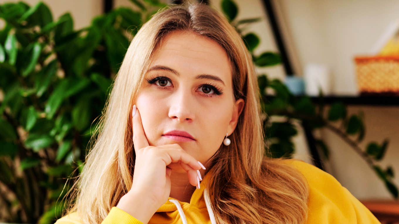 3 Casual Phrases That Instantly Shut Down Someone Who's Gaslighting You, Says Trial Attorney