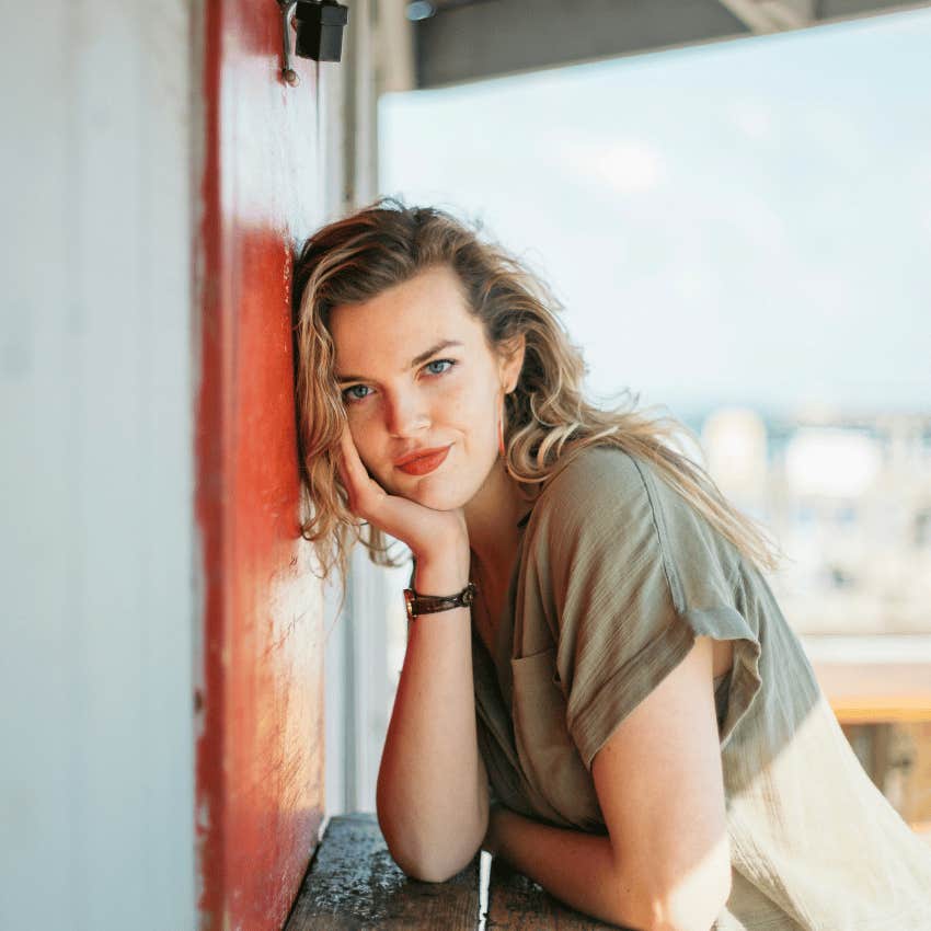 emotionally above average woman not rushing