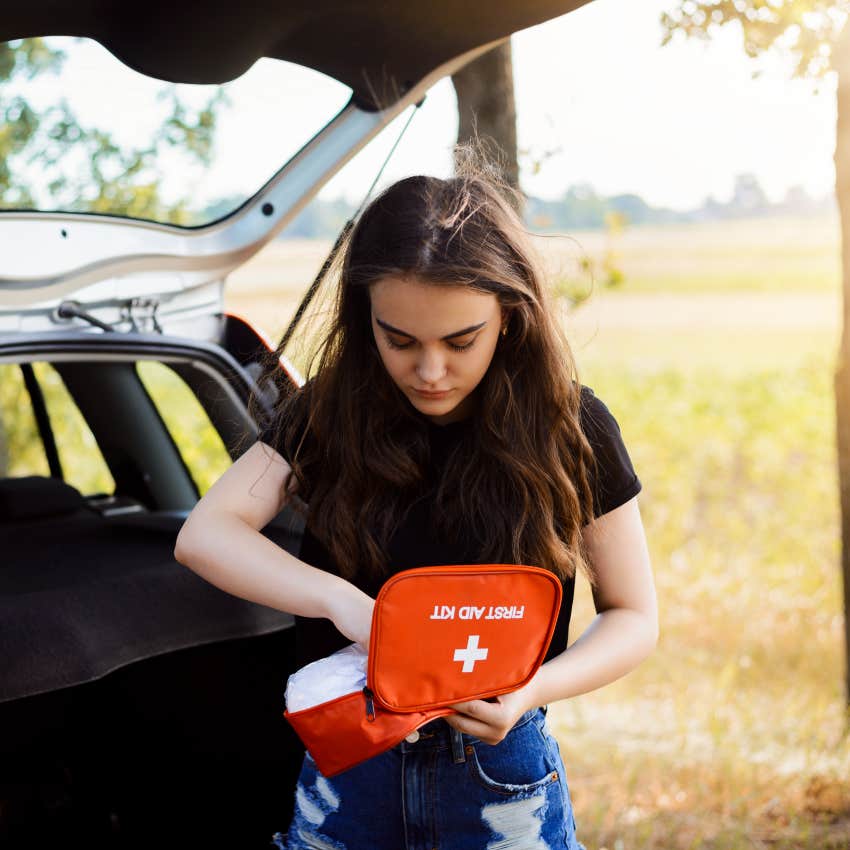 things people exceptional common sense have car first aid kit
