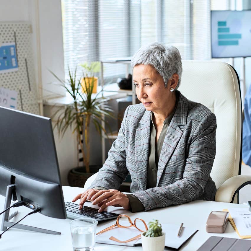 boomer woman who goes to an office daily