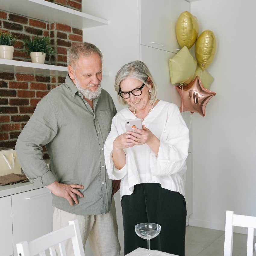 boomers shopping online
