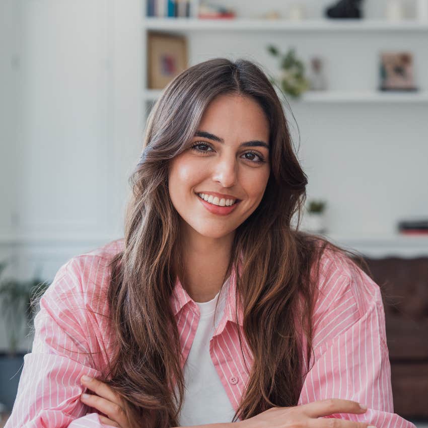 gen z woman who isn't a loser because she's authentic