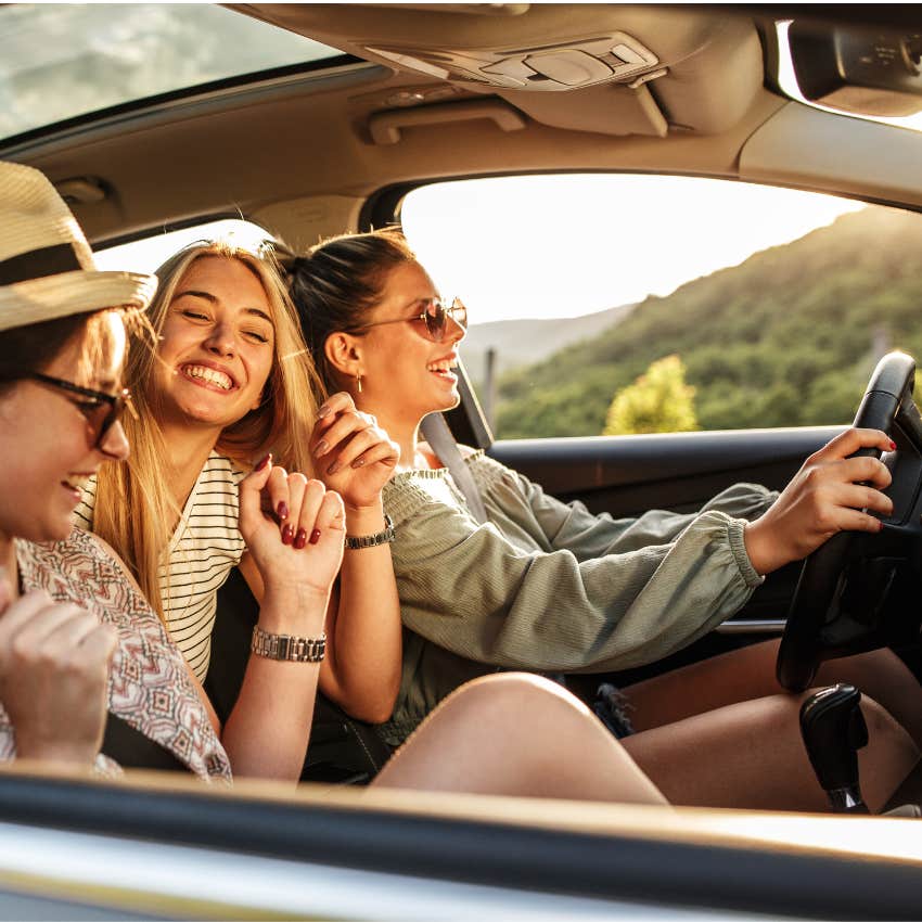 gen z friends going on a day trip together for vacation