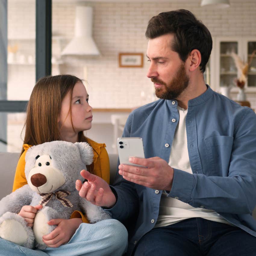 dad who can't get his daughter to make a phone call lacking old-school phone etiquette