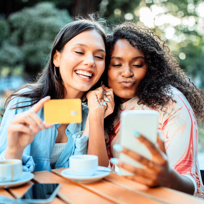 Gen Z women saying that's on period while taking a photo.