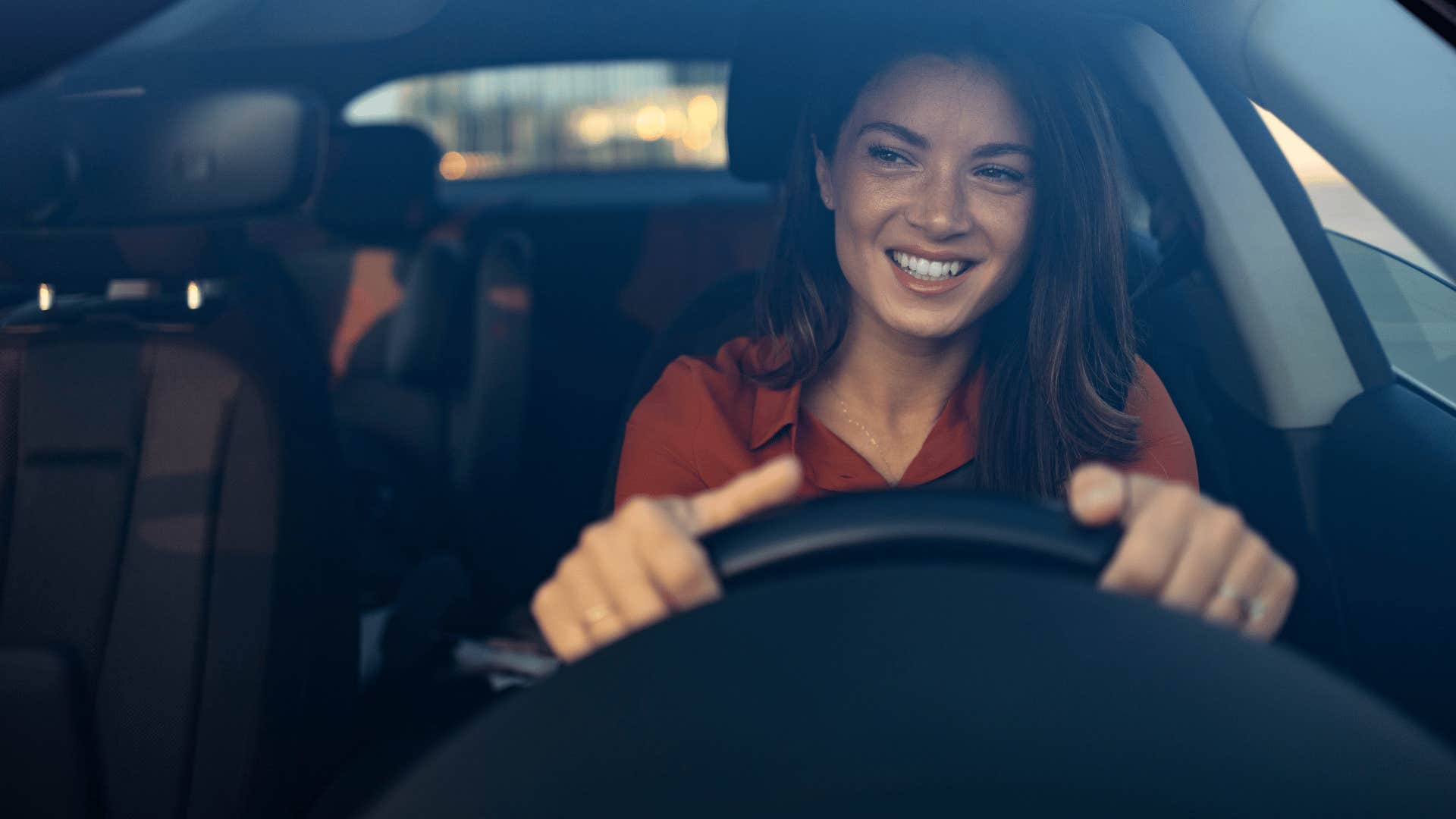 woman driving her car showing up early to an event