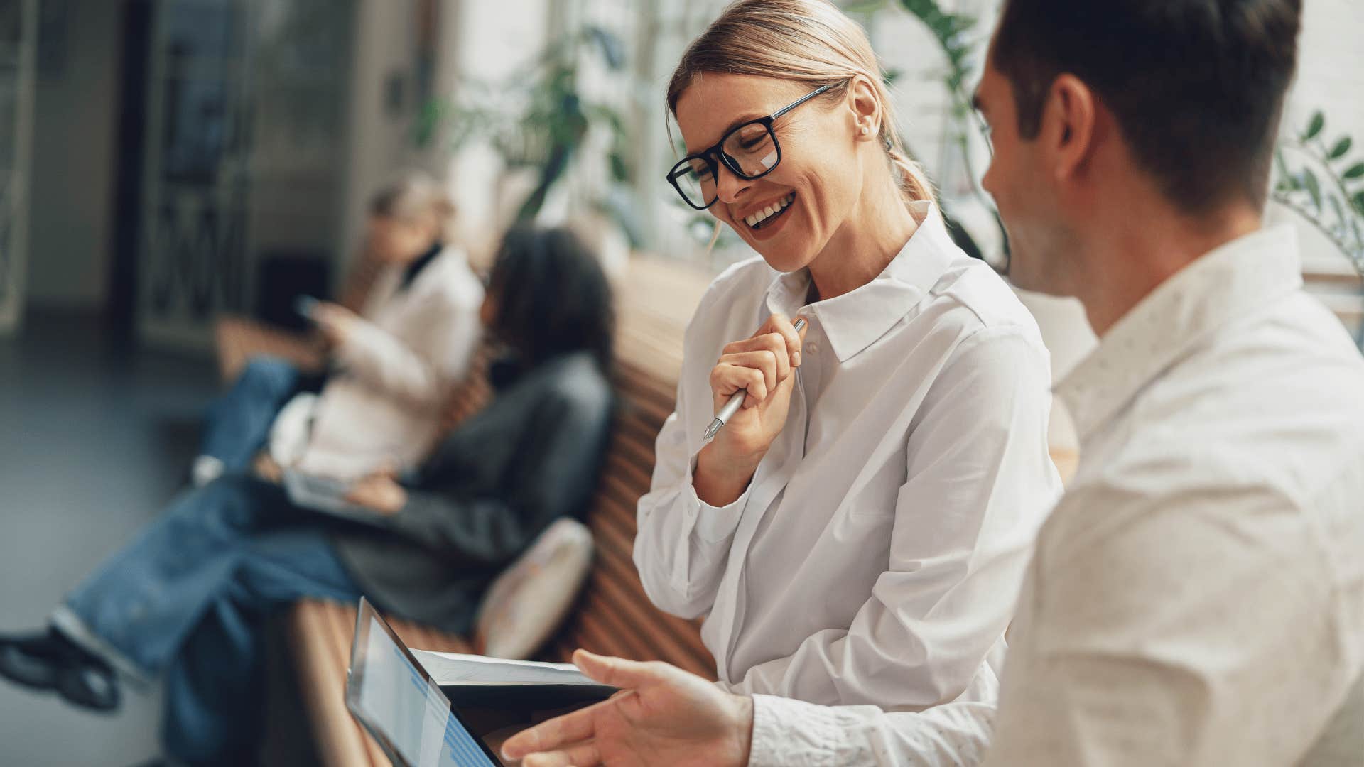 Woman who doesn't care what you think saying she changed her mind to a co-worker