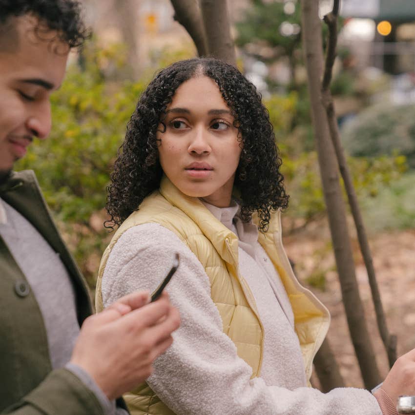 woman looking at man lacking self-awareness who refuses to ask for help