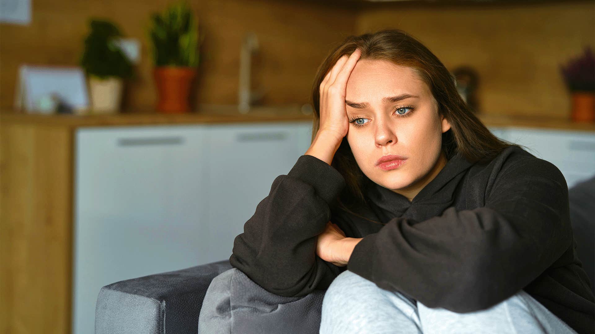 mentally and emotionally numb woman says 'It's really not a big deal'