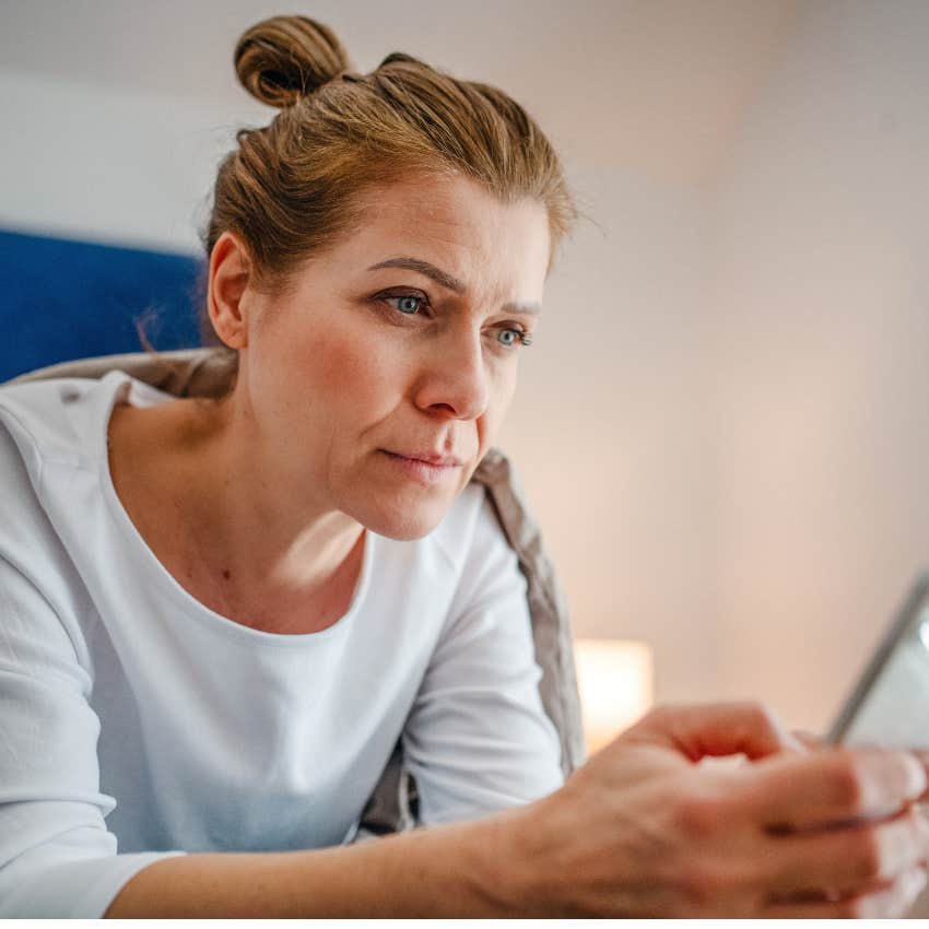 Gen X woman looking at social media