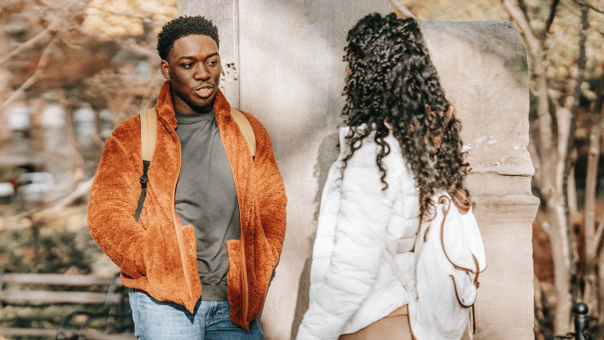 emotionally ugly man telling woman he doesn't owe her anything