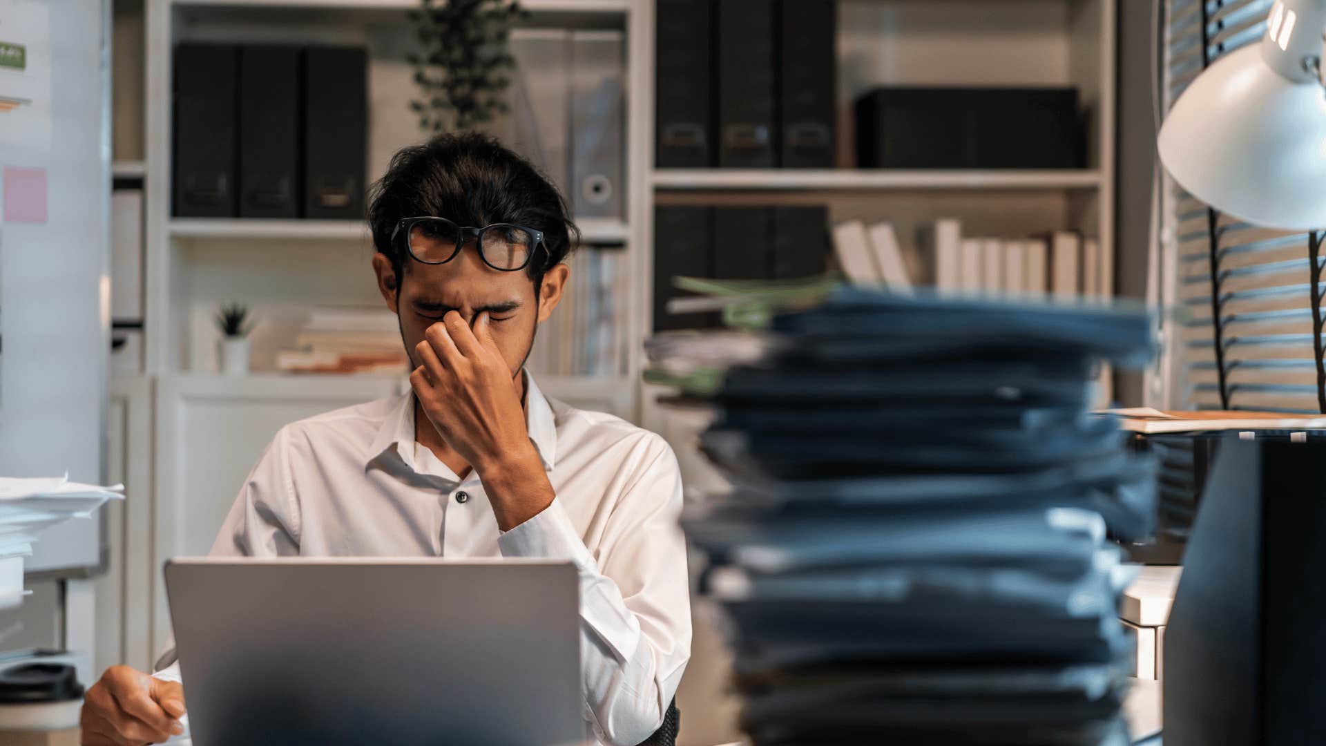 man playing dumb when trying to avoid more work