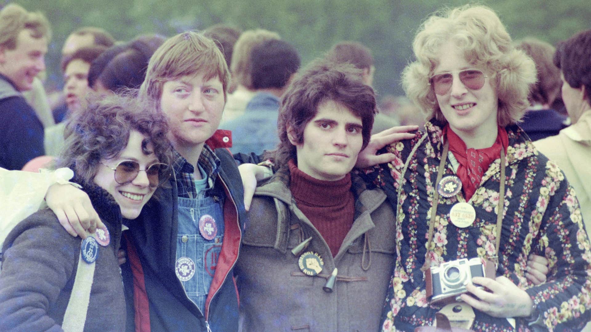 teens in the 1970s waiting in line to buy tickets for a concert