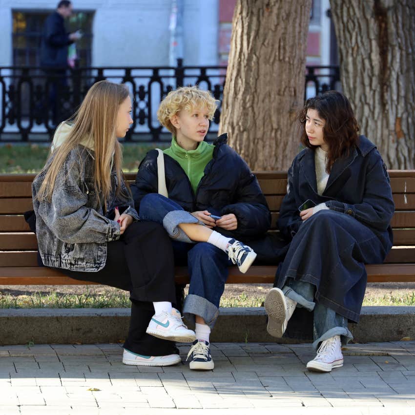 woman whose brain works differently notices her friend feels left out