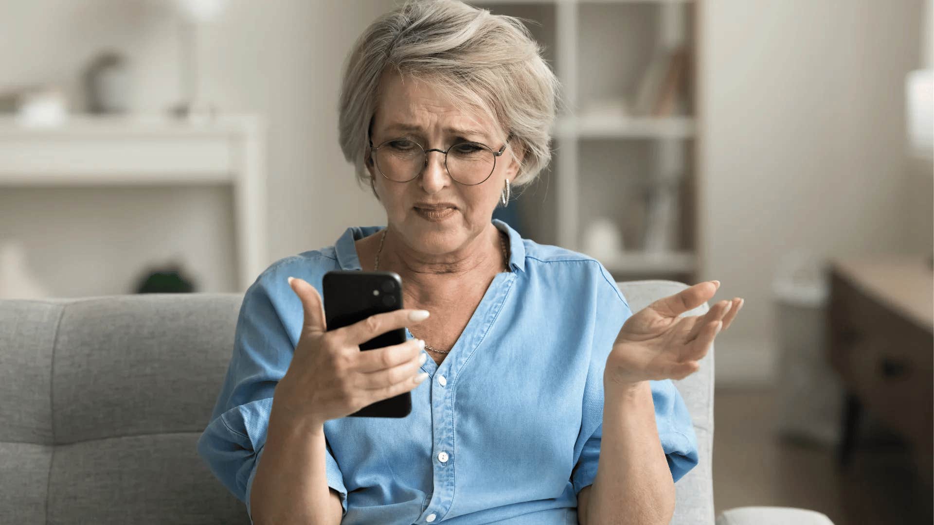 boomer woman on her phone judging people