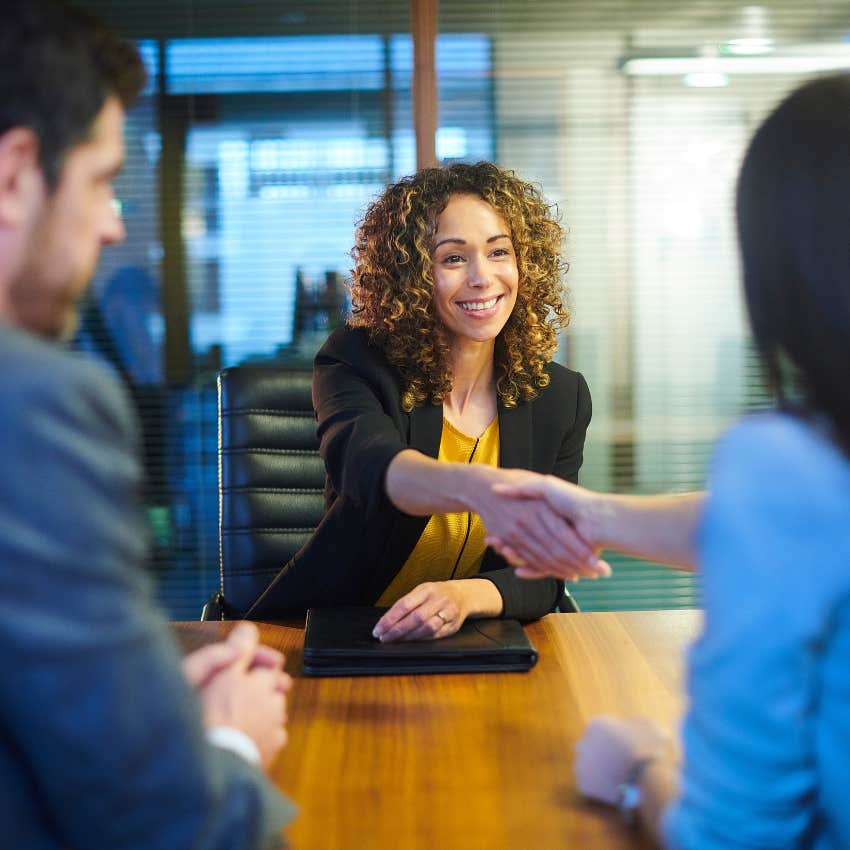 woman job hopping when it benefits her