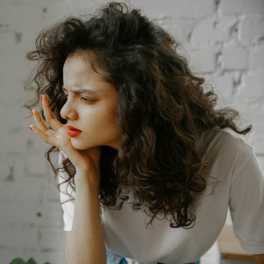woman who doesn't trust her own memories