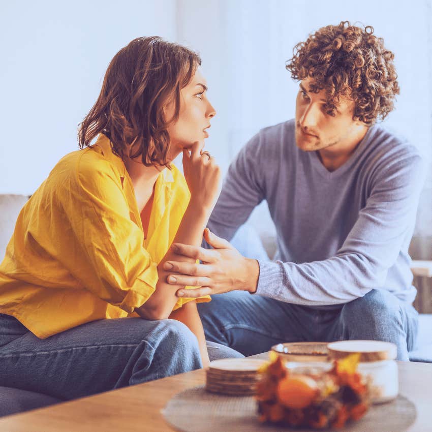 man offering apology building instant trust