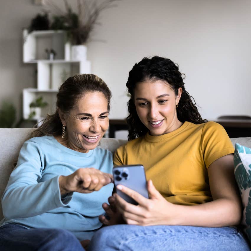 Gen Z woman bonding with her mom 
