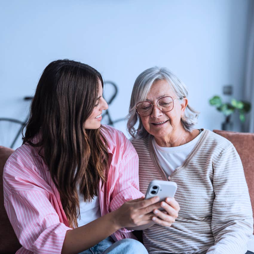 Considerate woman saying "How can I help?" to her mother.