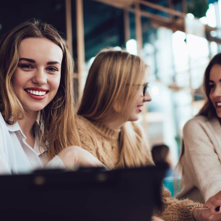 woman with exceptionally strong relationship IQ introduces her friends