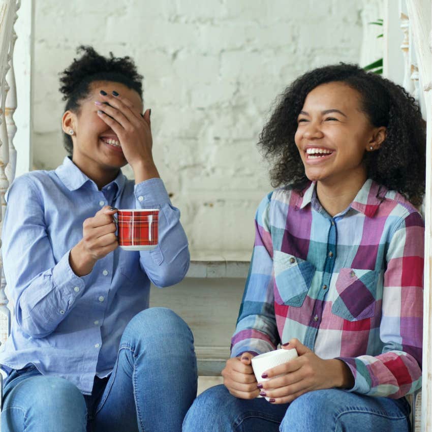 woman who turns her trauma into funny stories because she doesn't take herself too seriously