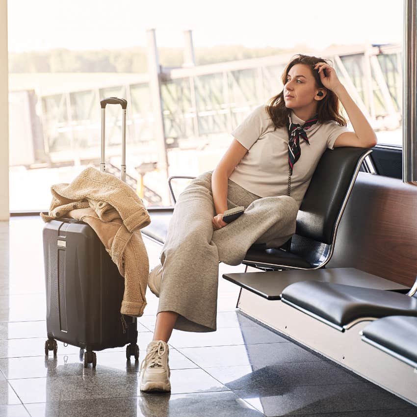 gen z worker taking micro-trip makes her more productive
