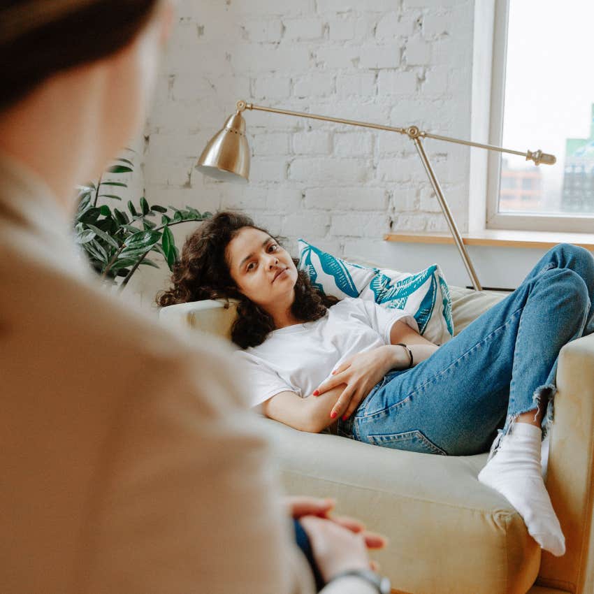 young person talking to a therapist about her mental health