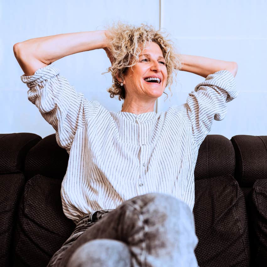 Woman who's not giving a damn about what other people think of them at home.