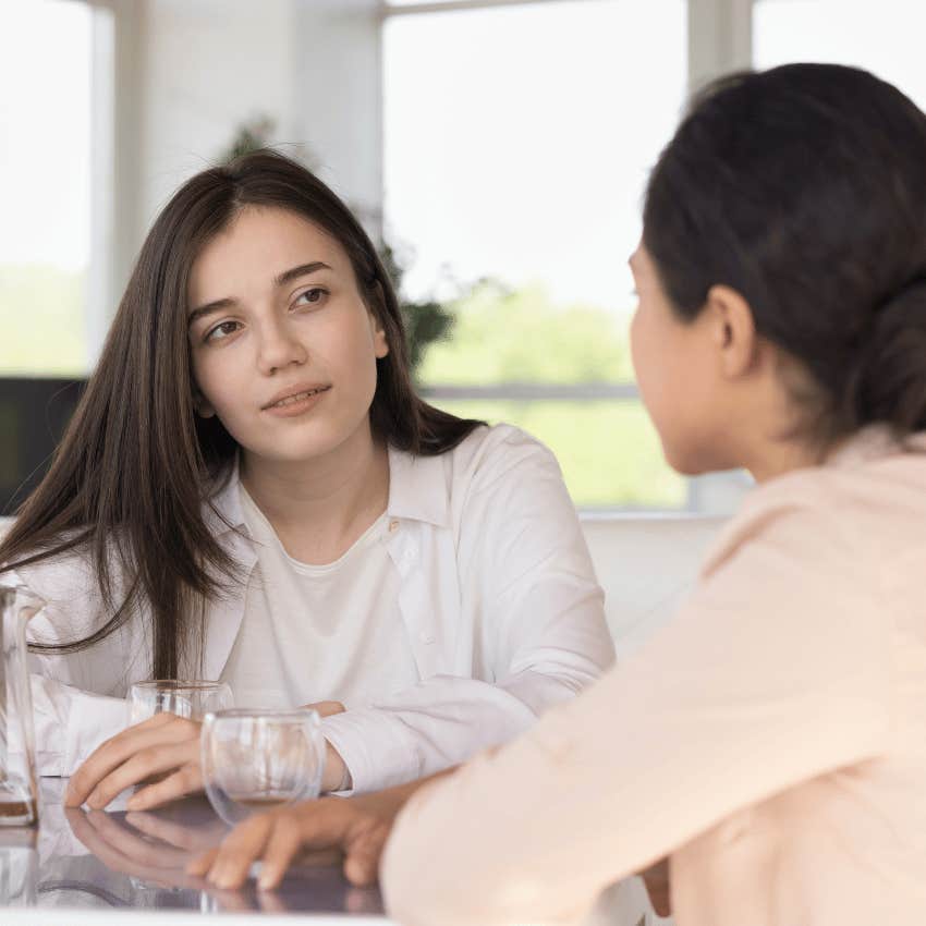 woman with high social IQ offering to help friend