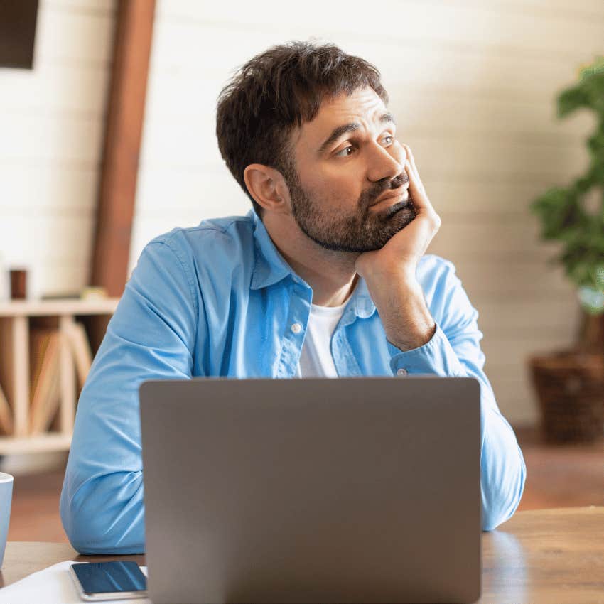man sending email that says i just wanted to follow up on