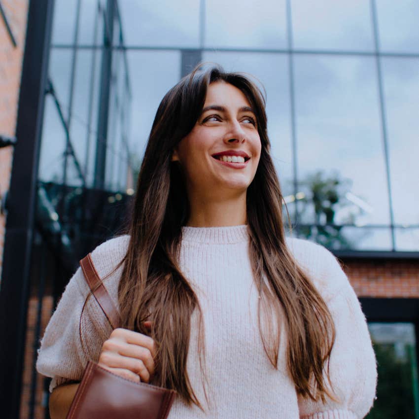 Gen Z worker happy to be going home from the office