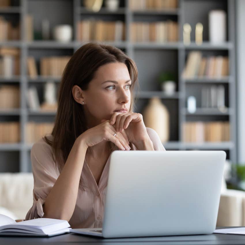 Gen Z woman who has no patience for a rigid schedule
