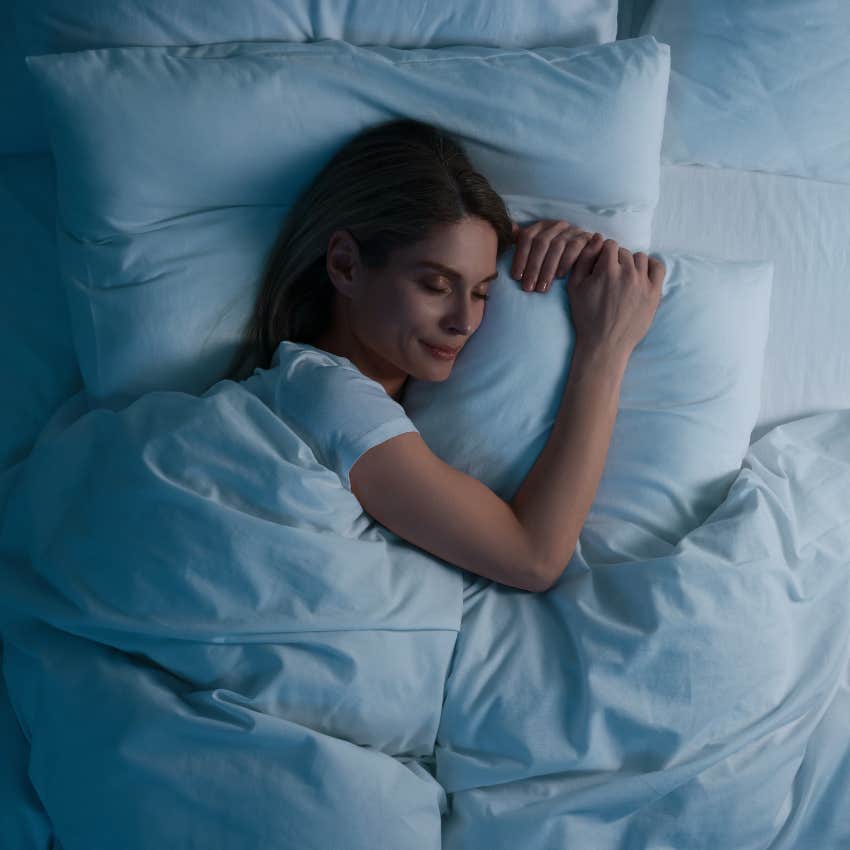 simple-minded blindly happy woman who appreciates a good night's sleep