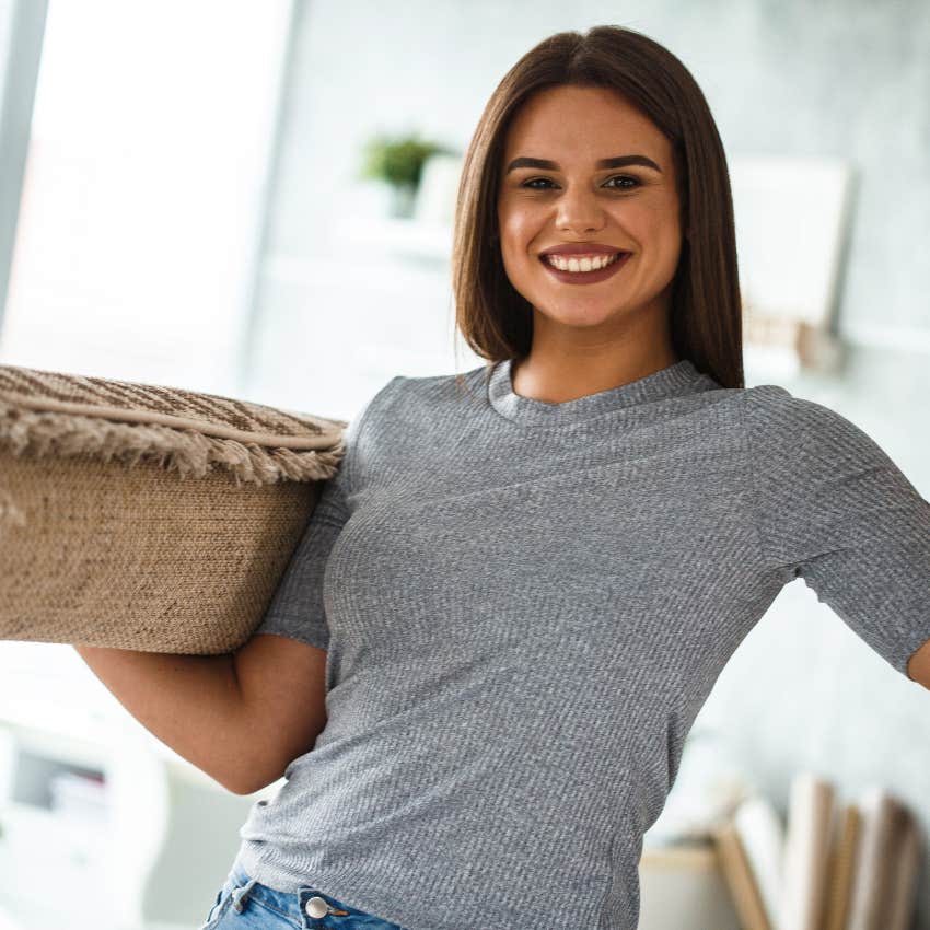woman who is self-sufficient because her parents were exhausted