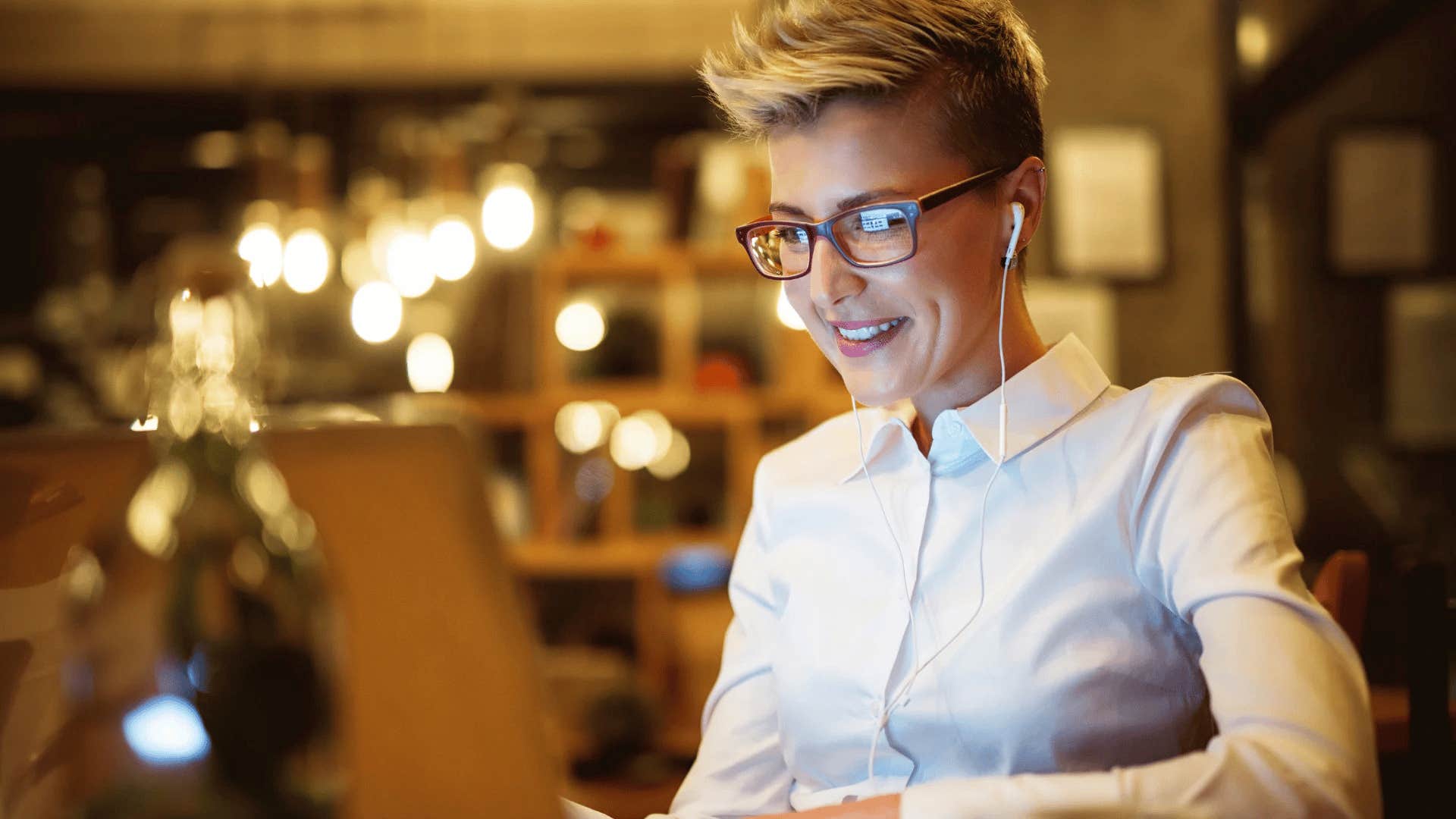 gen z professional job searching while at work