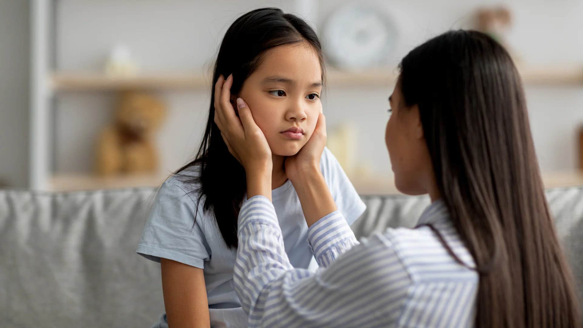 woman telling child being true to yourself means everything