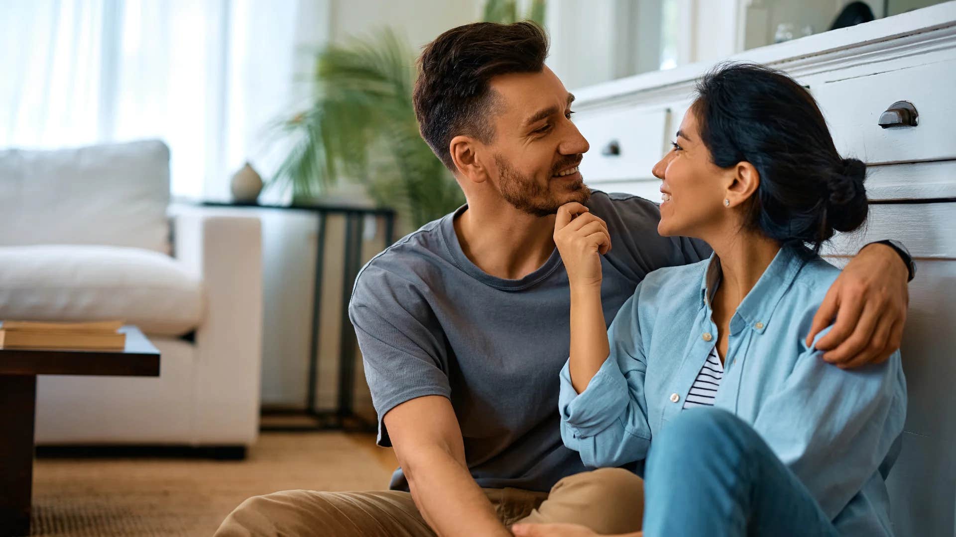 woman telling man i love you and i'm here for you