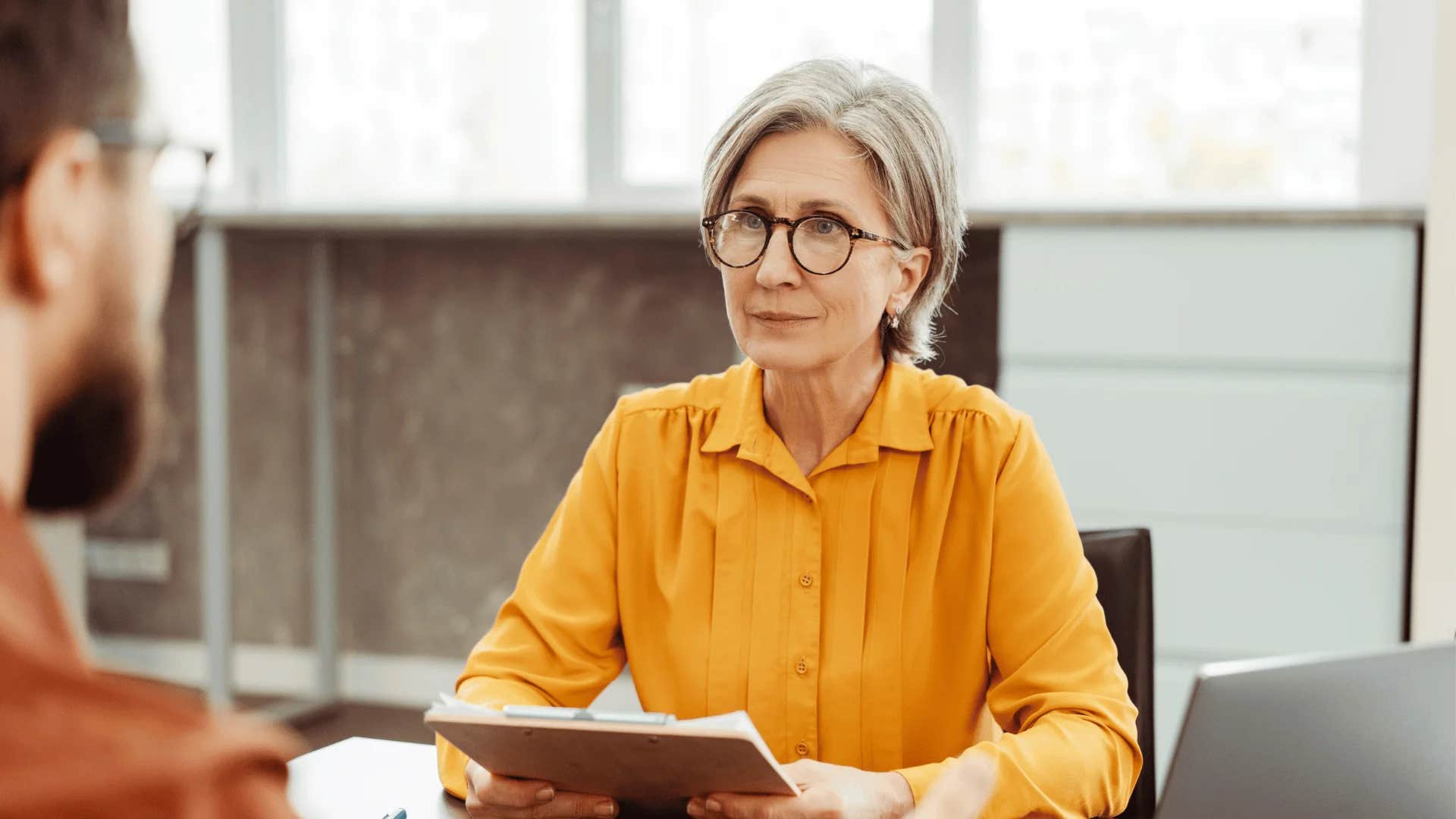 woman telling man i'm sorry i can't accommodate that request