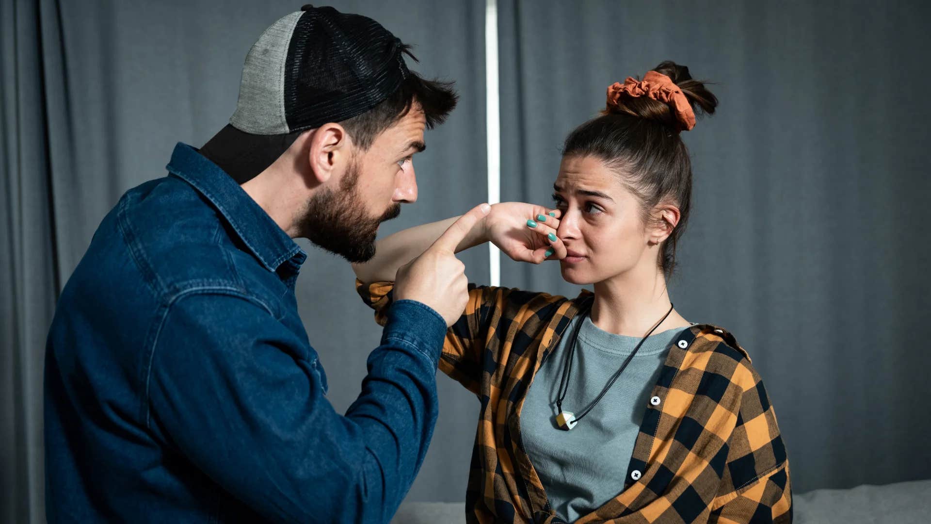 man telling woman i told you so