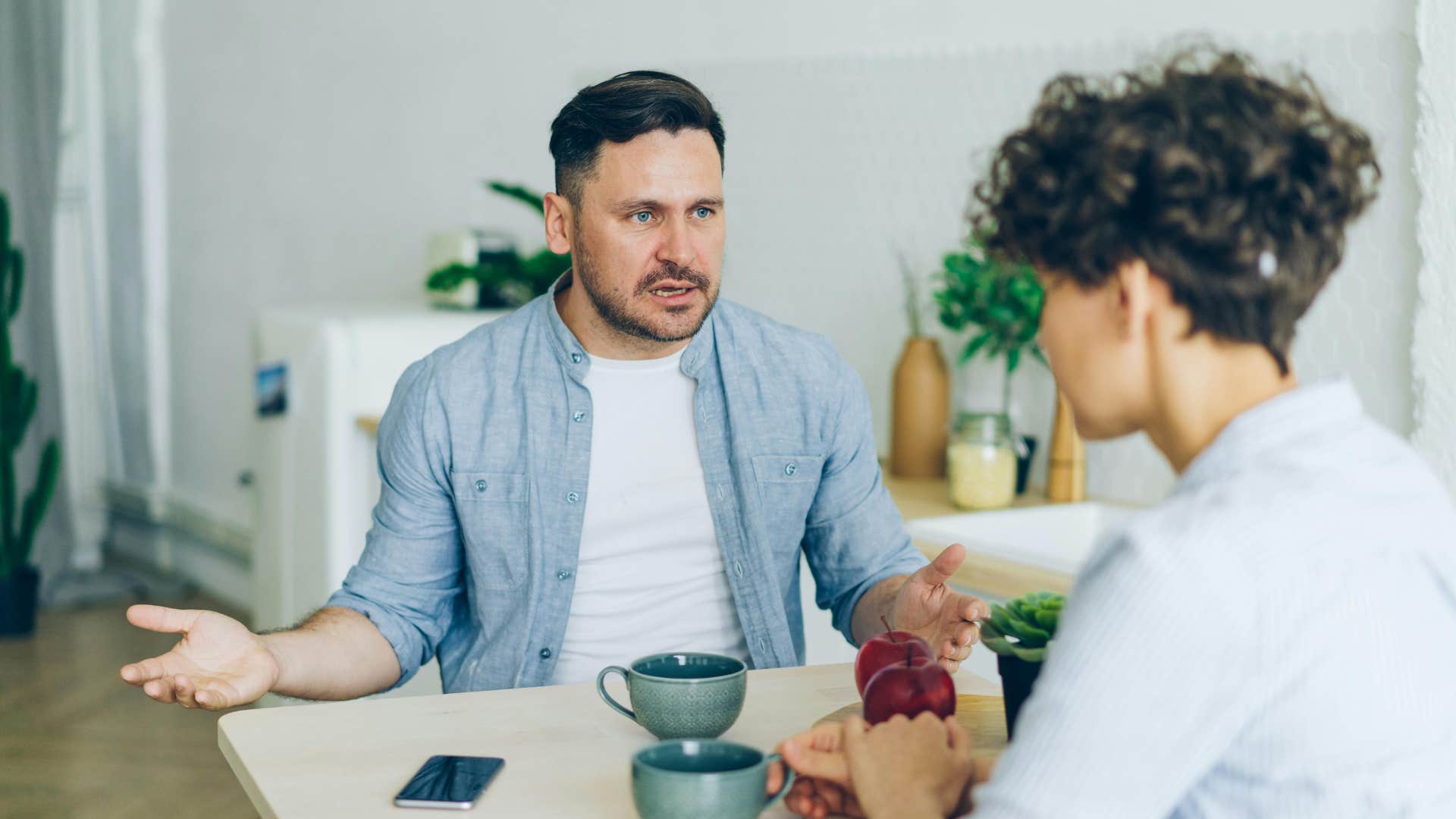 couple trying to resolve a conflict