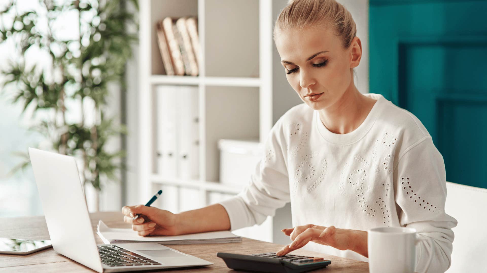 woman raised in a blue collar home being mindful with her budget