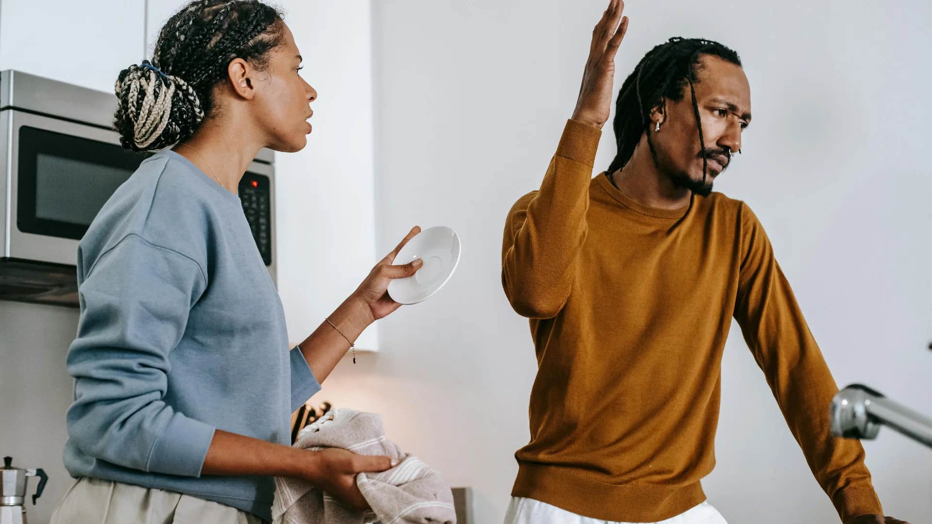 man telling partner that's just how i am